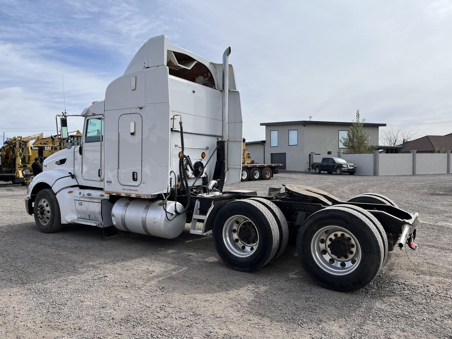 TRACTOCAMION PETERBILT 386